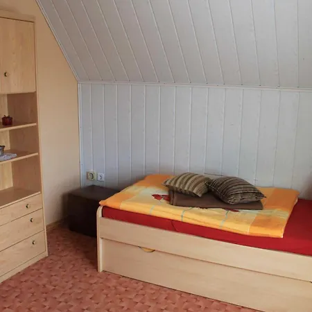 Eva-maria Schmidt * Güstrow